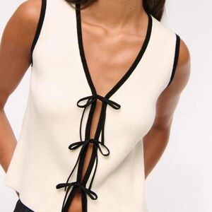 Abercrombie Front Tie Sweater Tank. BRAND NEW WIT